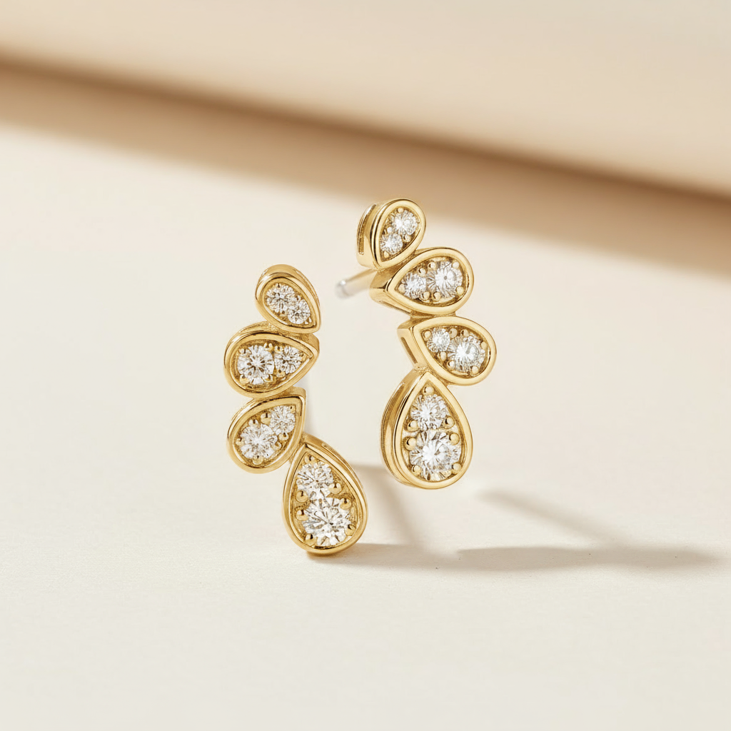 Cubic Zirconia Teardrop Ear Crawler Stud