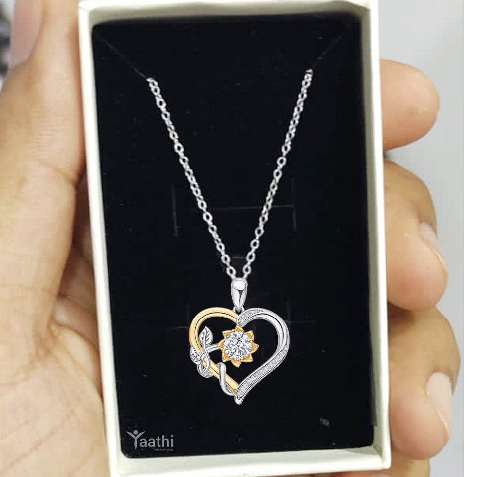 Flower heart Pendant Necklace
