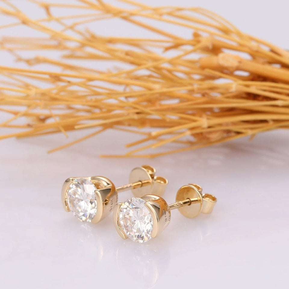 Round Half Bezel Moissanite Diamond Solitaire Stud