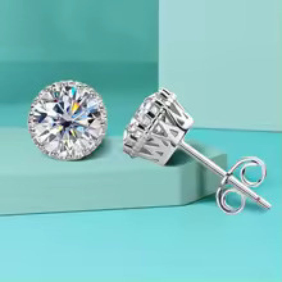 Moissanite Diamond Solitaire Stud