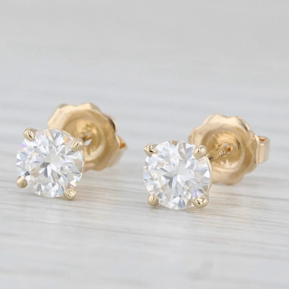 Round Vintage Moissanite Diamond Solitaire Stud