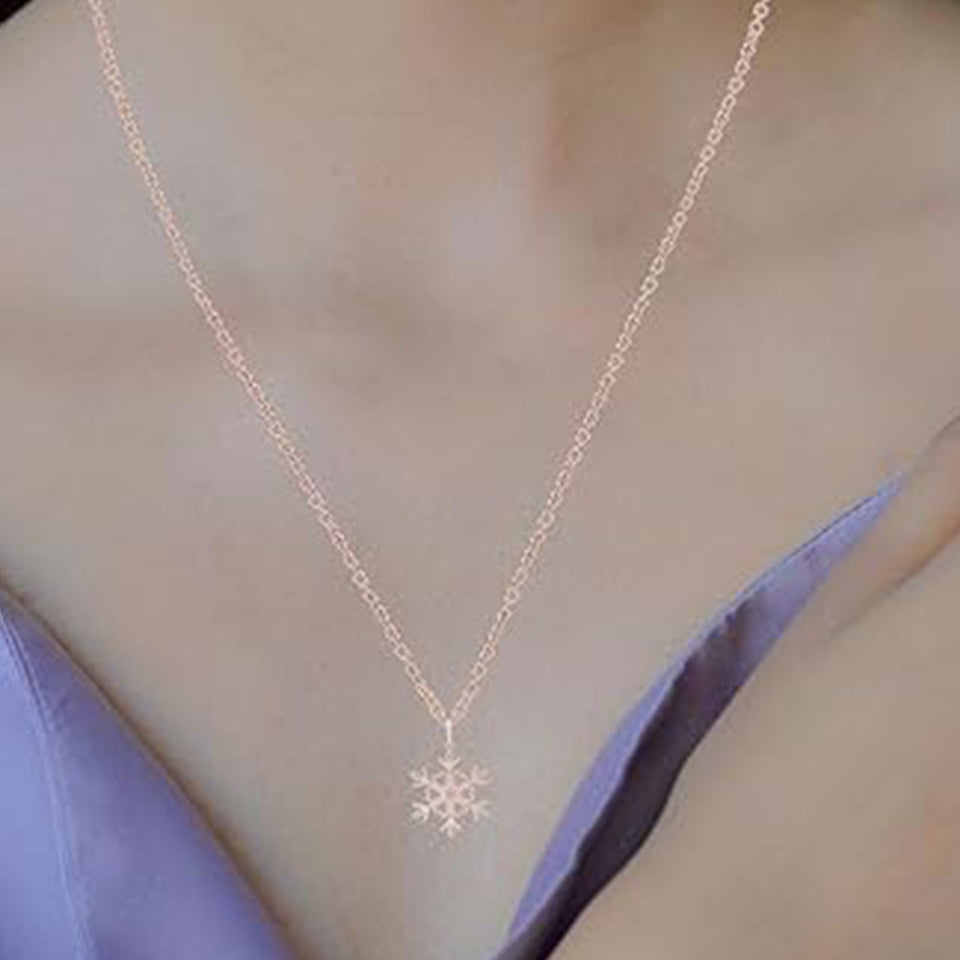 Heart Snowflake Pendant Necklace