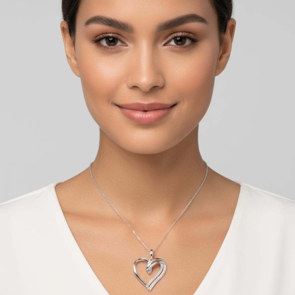 Round Looping Heart Pendant Necklace