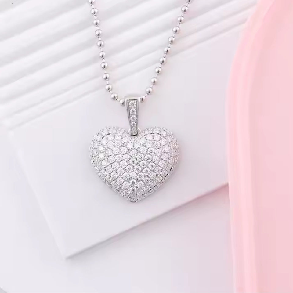 Round Love Heart Pendant Necklace