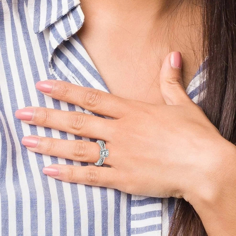 Vintage Moissanite Diamond Engagement Ring