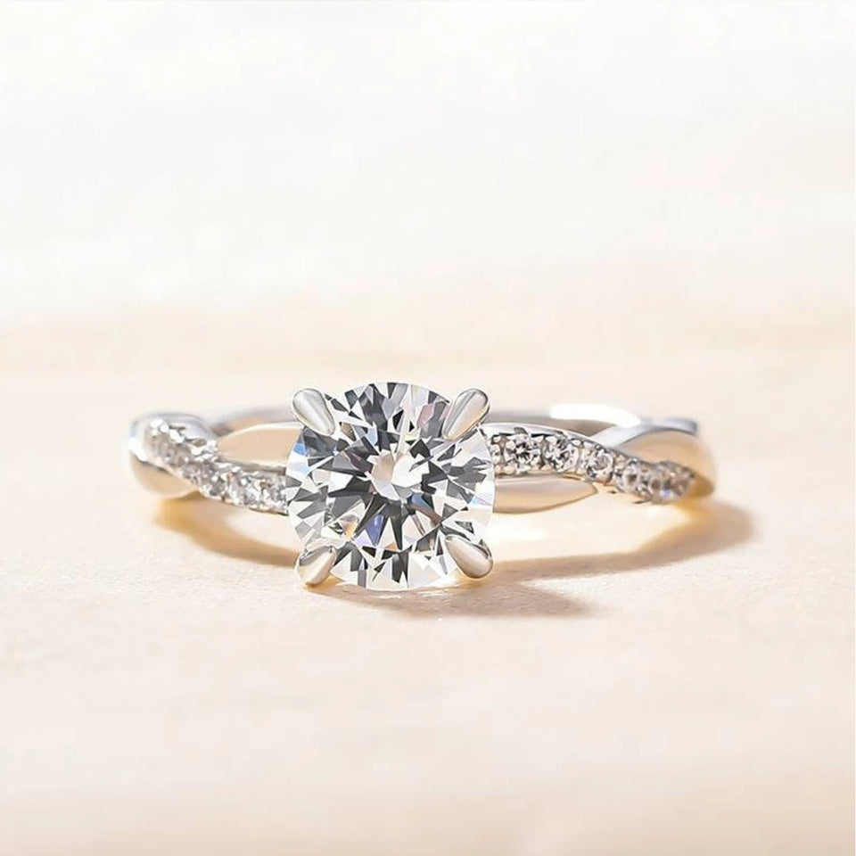 Round Shape Moissanite Twisted Ring