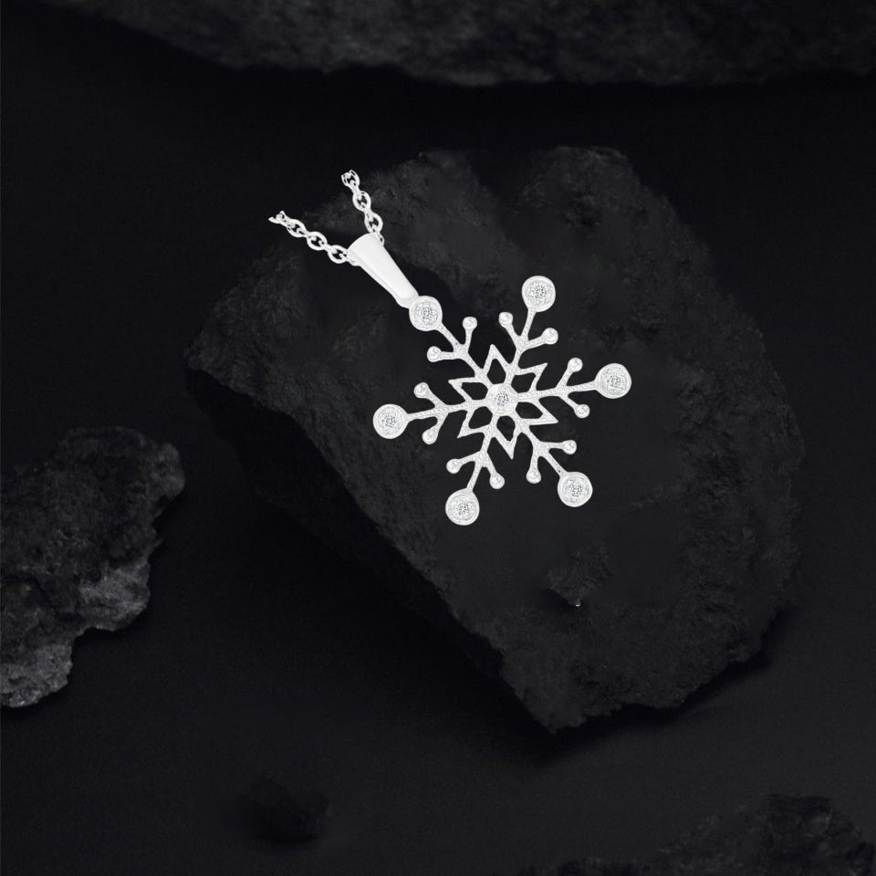 Star Snowflake Pendant Necklace