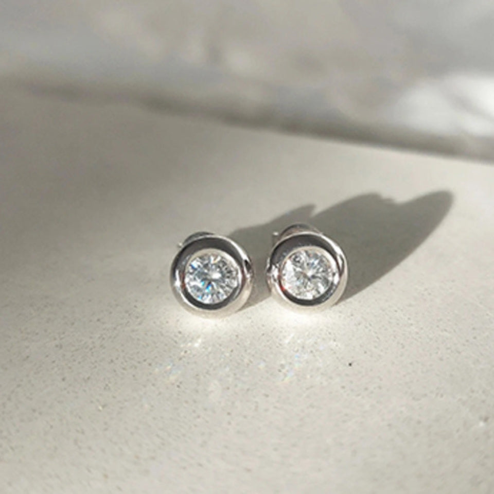 Round Bezel Moissanite Diamond Stud