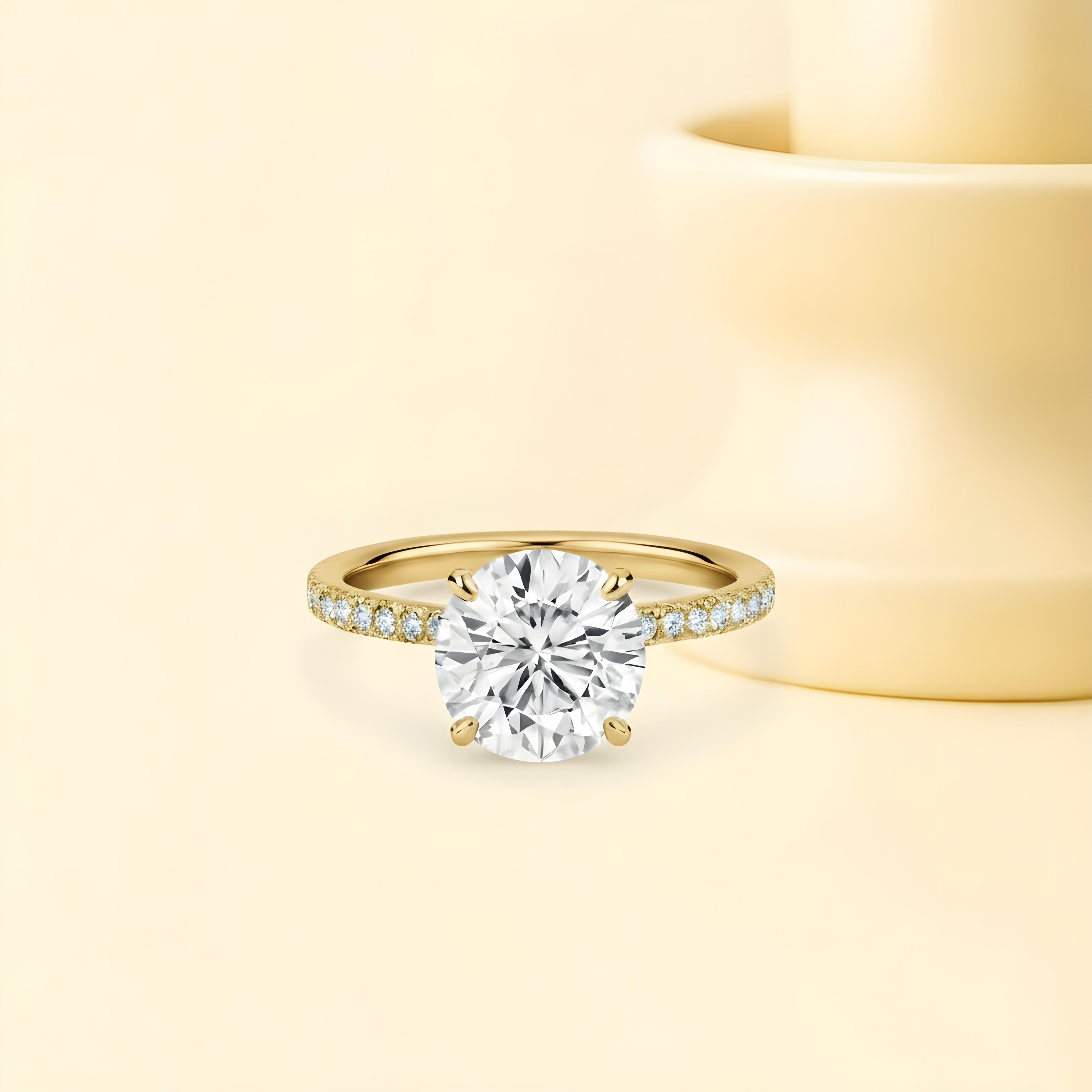 Round Cut Moissanite Diamond Ring