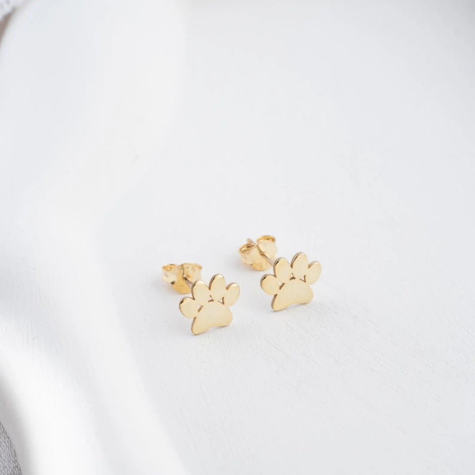 Heart Shaped Dog Paw Print Stud