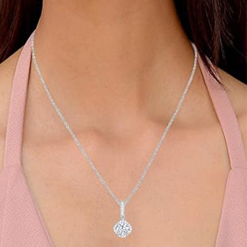 Leaf Clover Halo Pendant Necklace